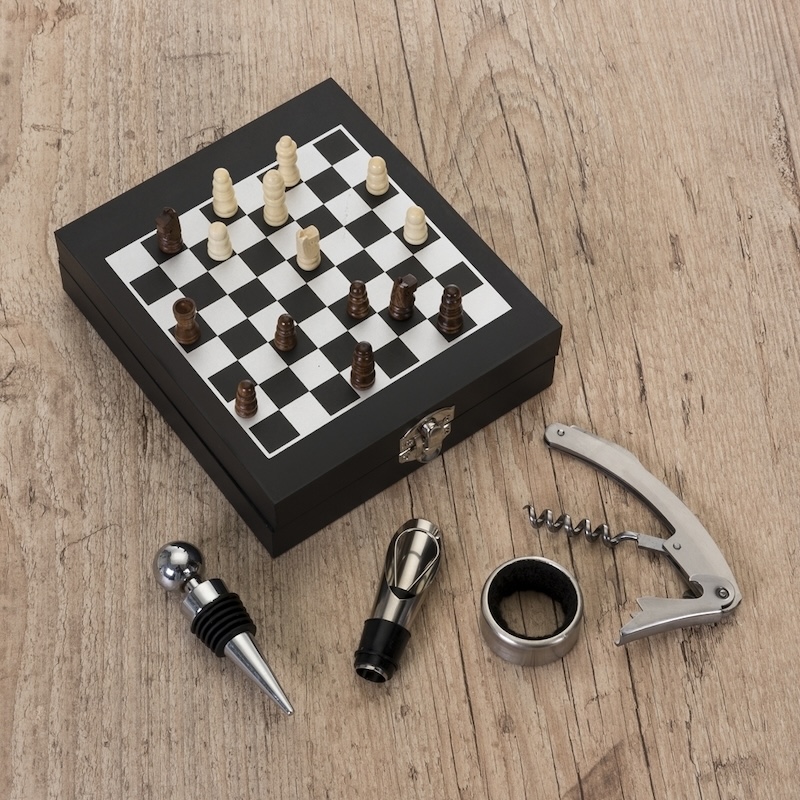 MBN032 - Kit Vinho com Jogos - Imagem 3