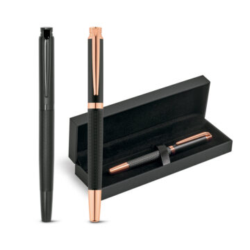 Roller em metal com escrita em preto