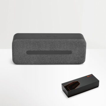 Caixa de som portátil com microfone em ABS
